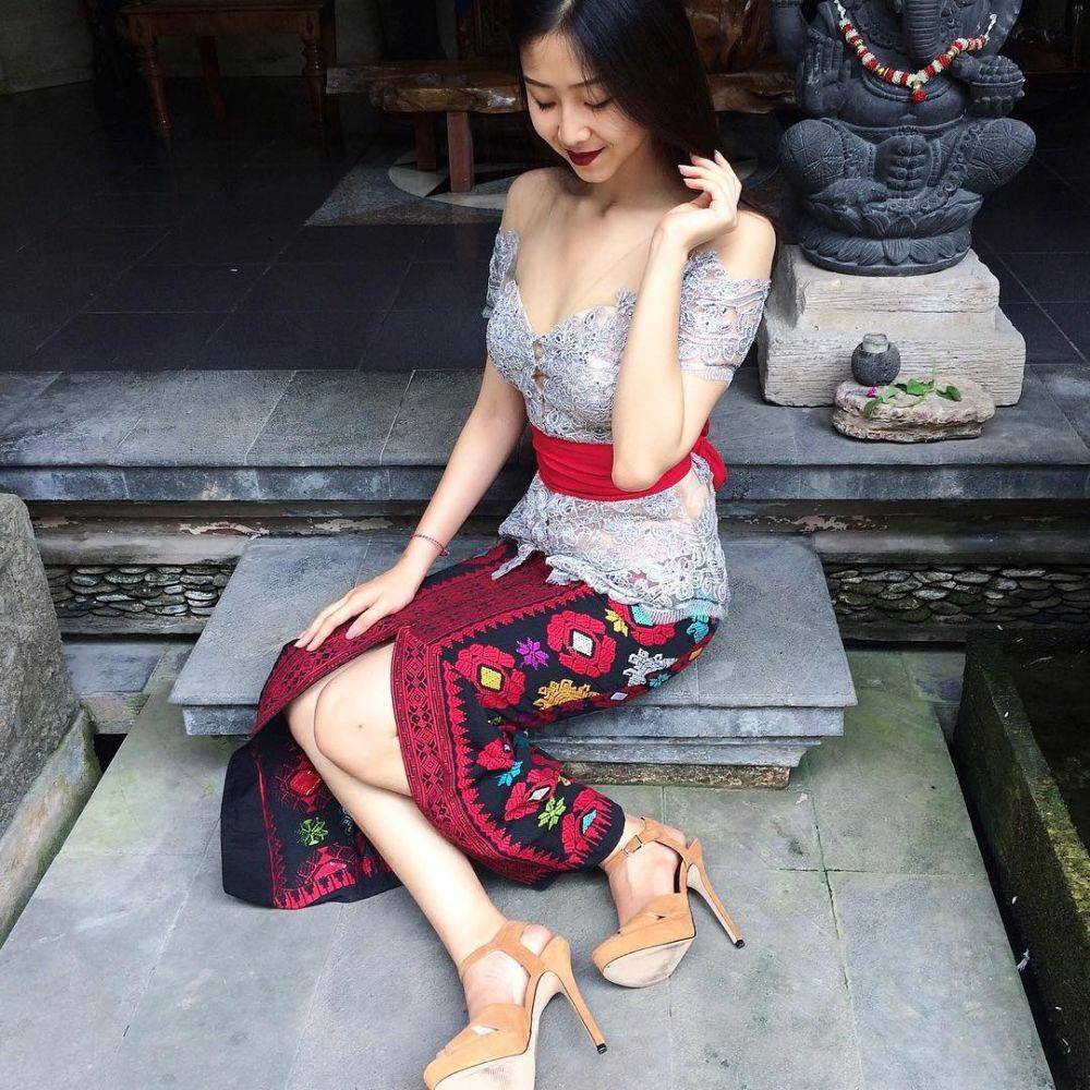 instagram.com/ayusarasw