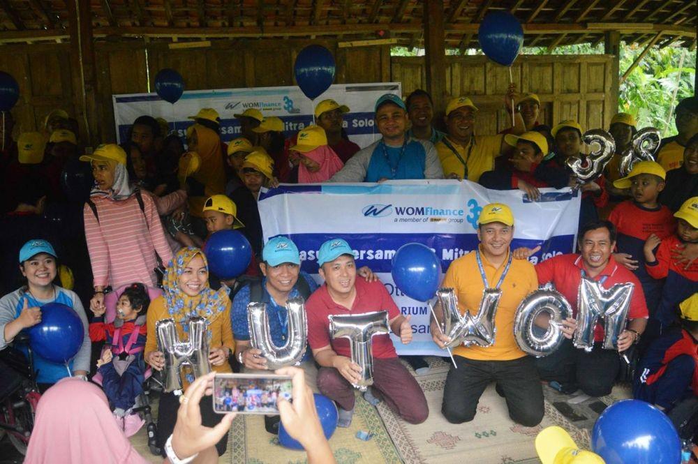 100 Anak Disabilitas di Solo Diajak Bertamasya