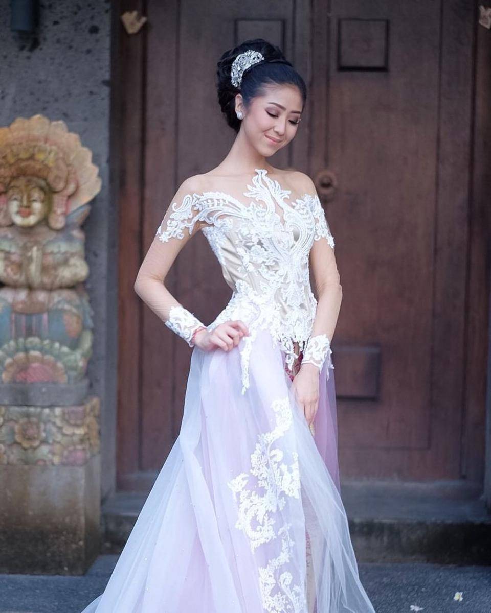 instagram.com/ayusarasw