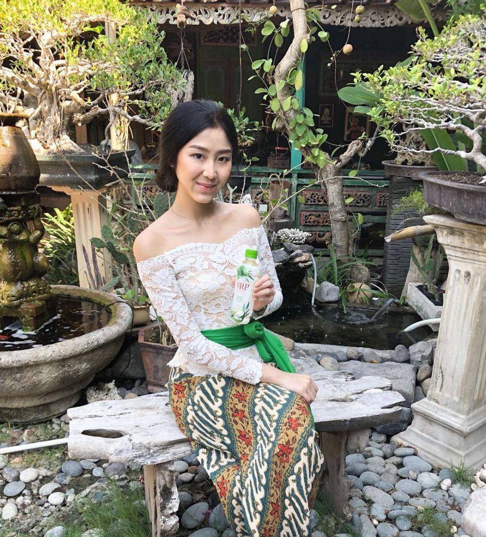 instagram.com/ayusarasw