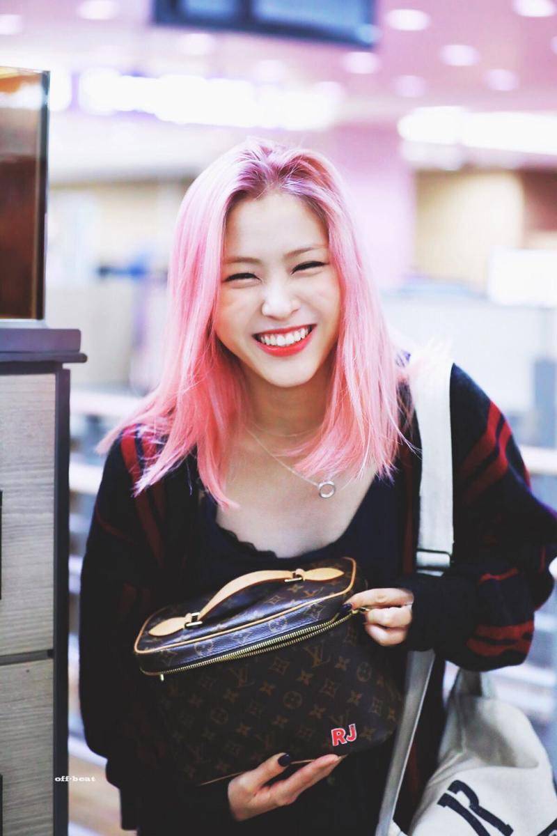 Twitter.com/ITZY_RYJN