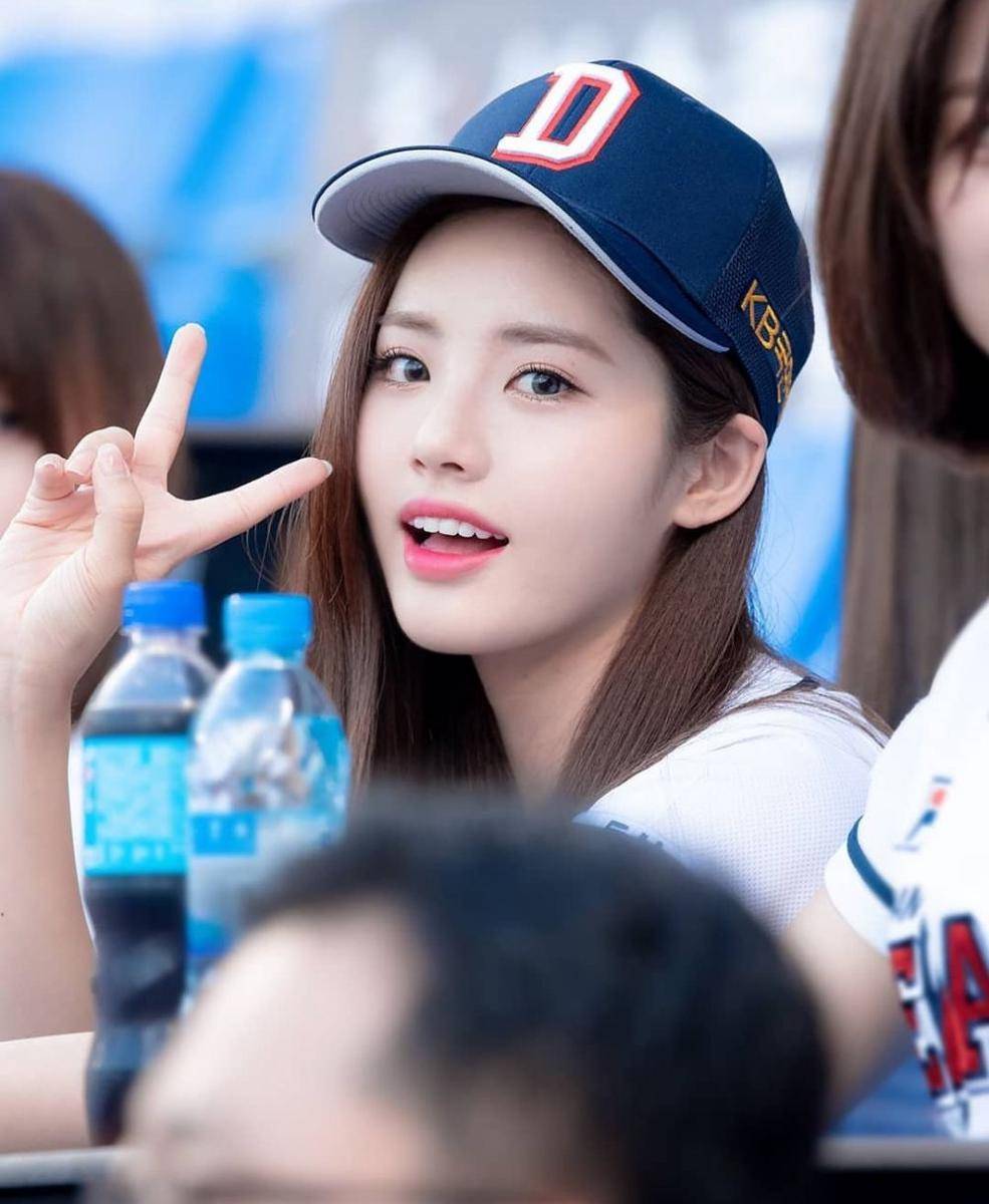 Instagram.com/jiwon.fromis_9