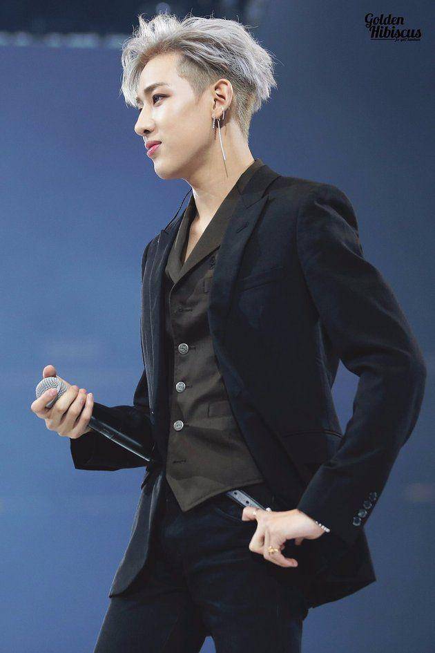 twitter.com/hibiscus0502