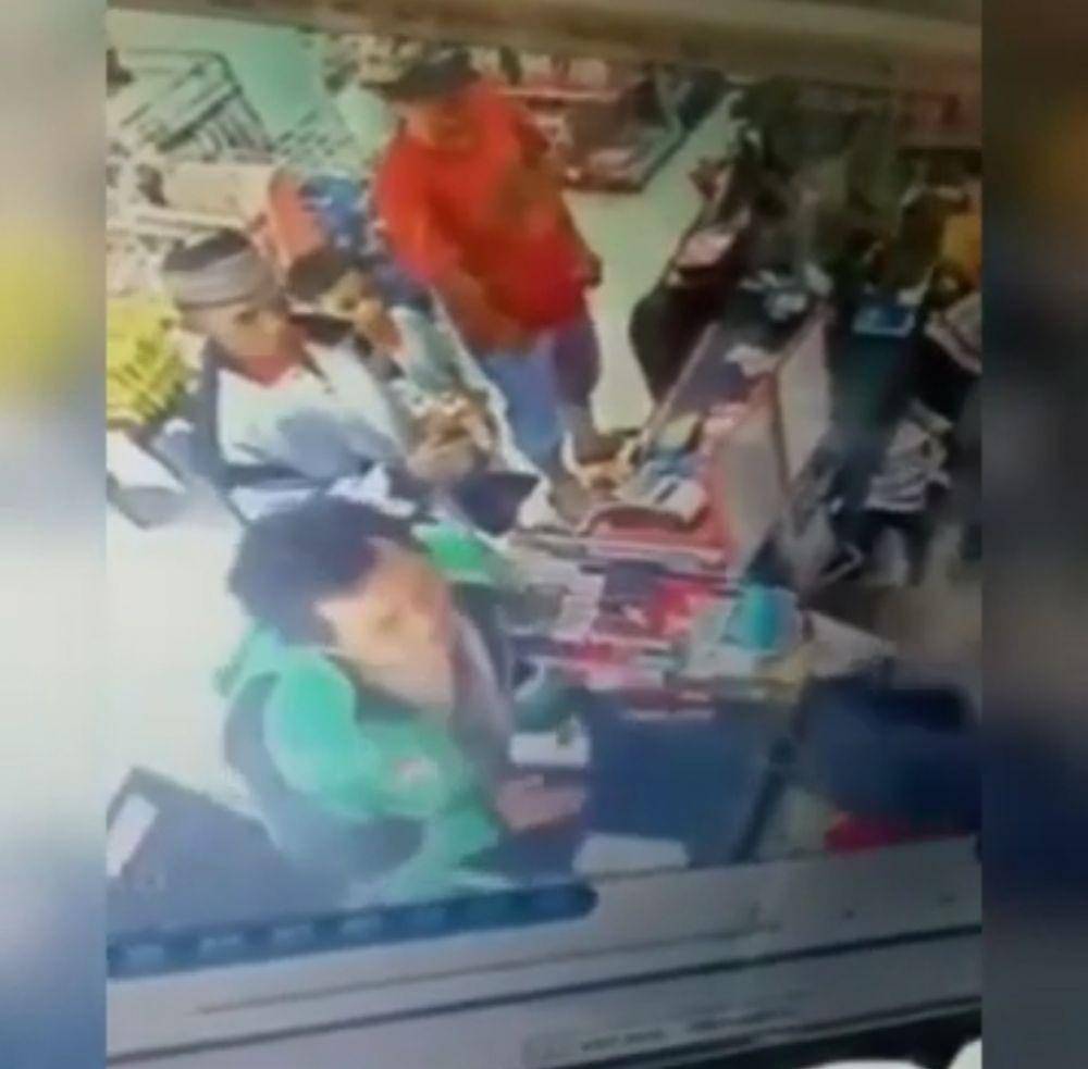 Video cctv yang viral di medsos (IDN Times/Rangga Erfizal)
