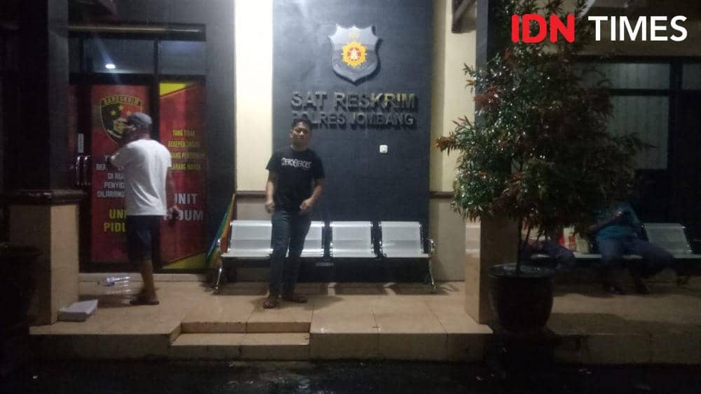 Pelapor di Polres Jombang. IDN Times/Zainul Arifin