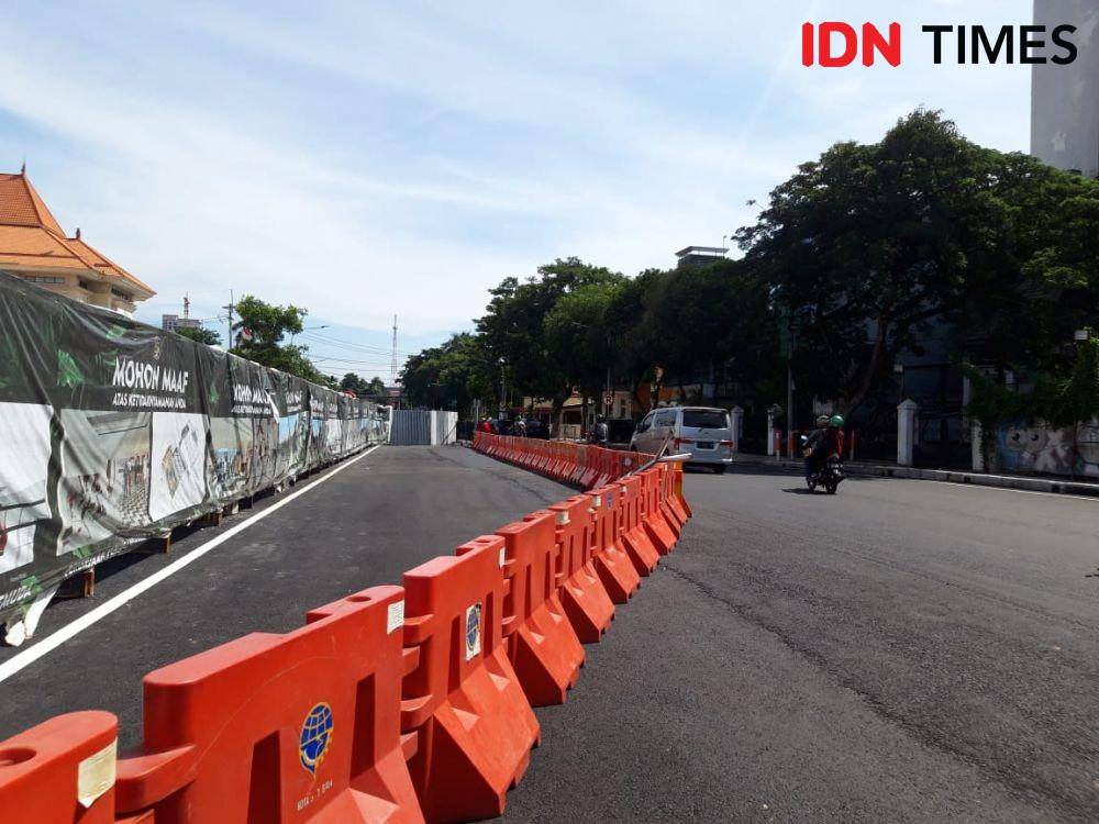 Bagian Jalan Yos Sudarso yang masih belum dibuka, Senin (9/3). IDN Times/Fitria Madia