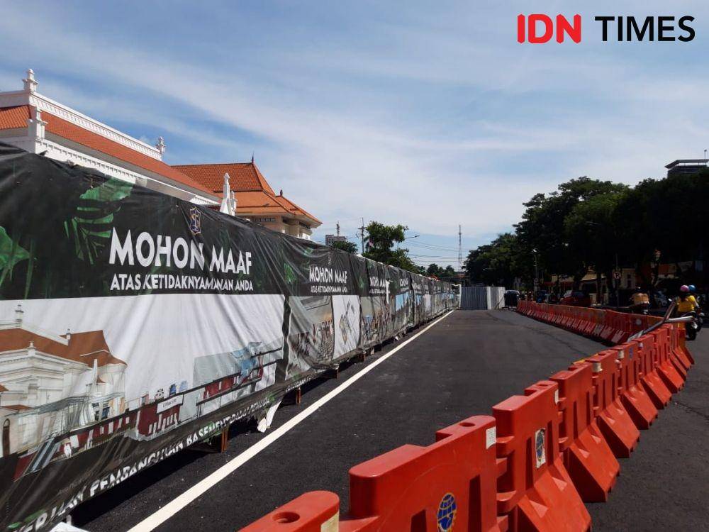 Bagian Jalan Yos Sudarso yang masih belum dibuka, Senin (9/3). IDN Times/Fitria Madia