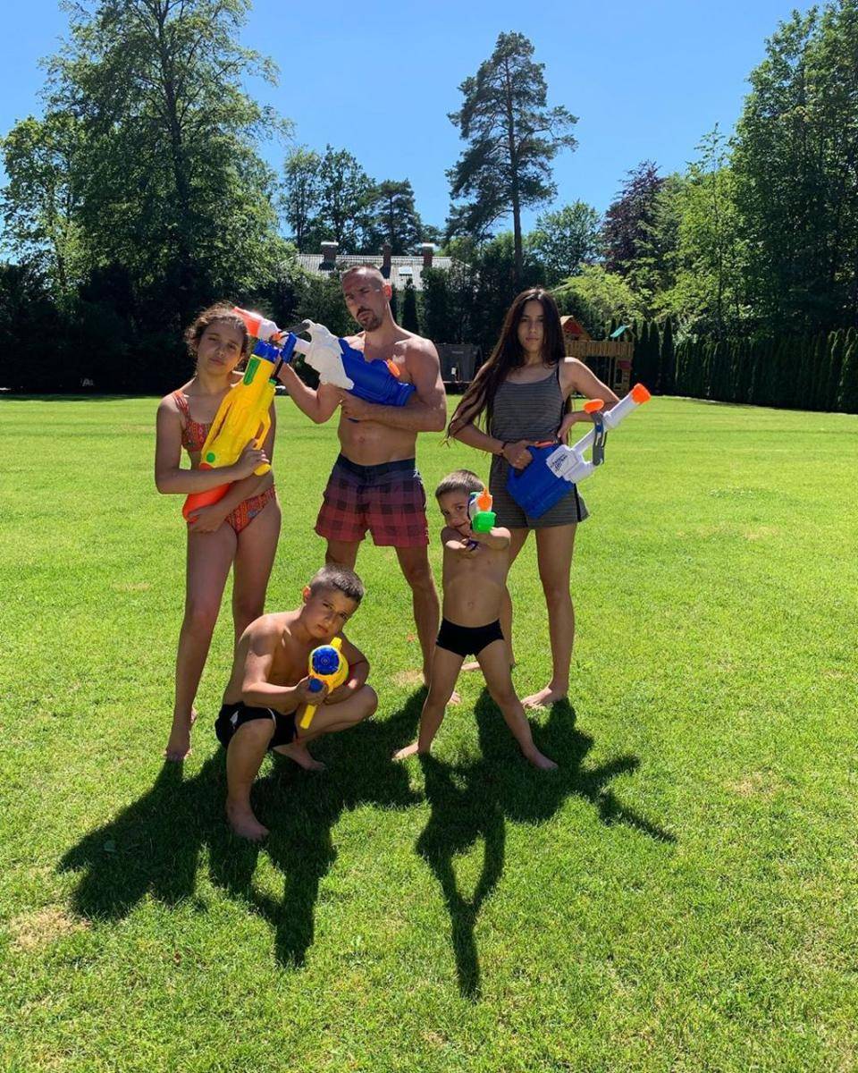 Instagram.com/franckribery7
