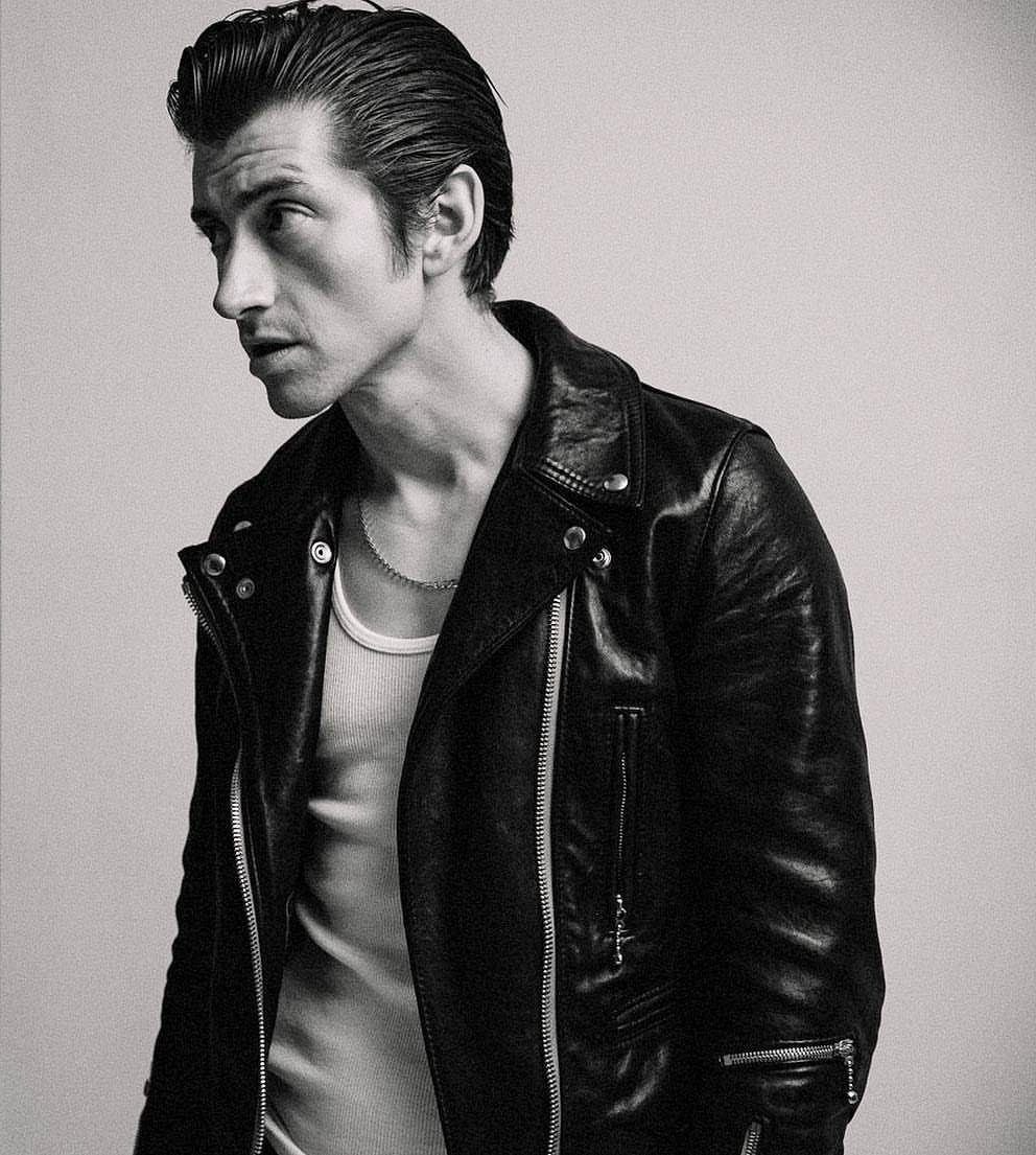 instagram.com/alexturnered