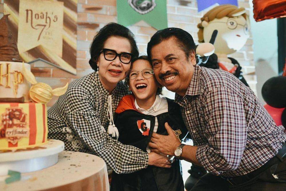 instagram.com/emmymuchlis/