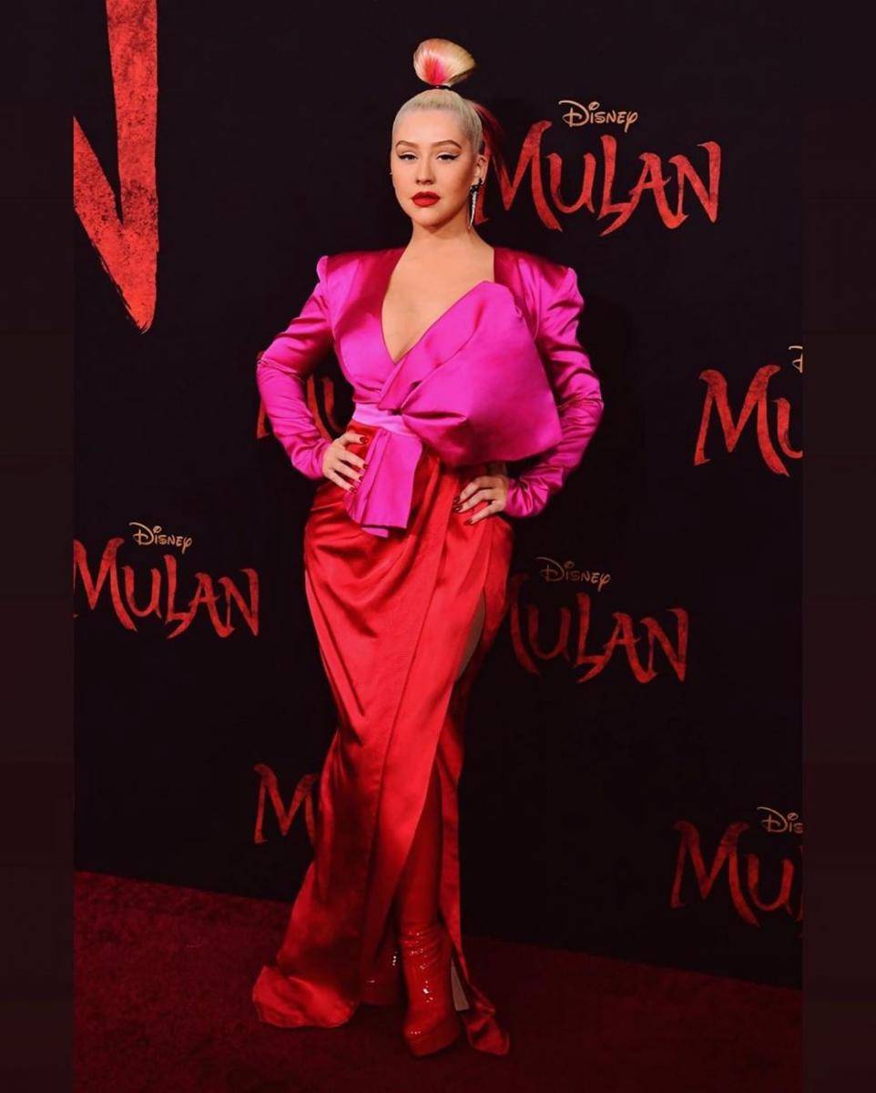 instagram.com/xtina
