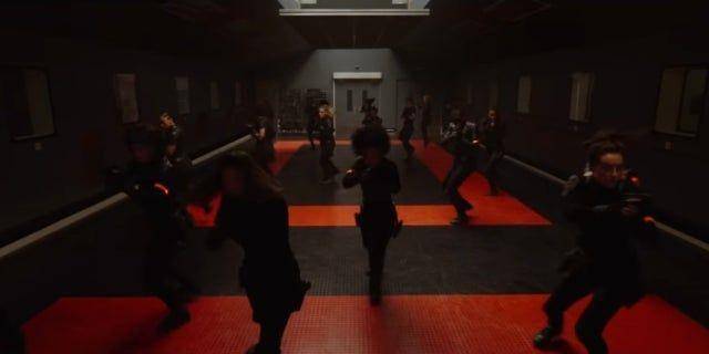 Dreykov - Dia yang memilih gadis-gadis untuk dijadikan Black Widow