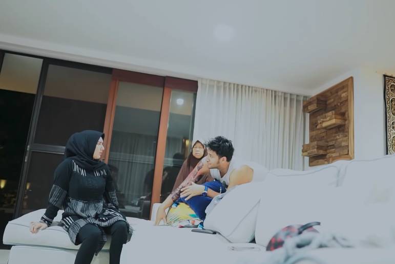 youtube.com/aishtv