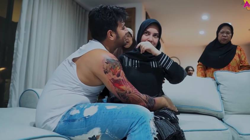 youtube.com/aishtv