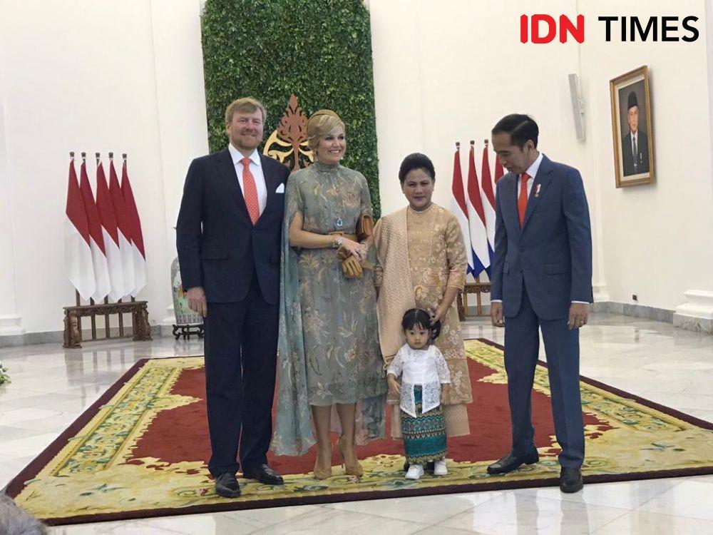 [FOTO] Gemasnya! Cucu Jokowi Ikut Foto Bareng Raja dan Ratu Belanda