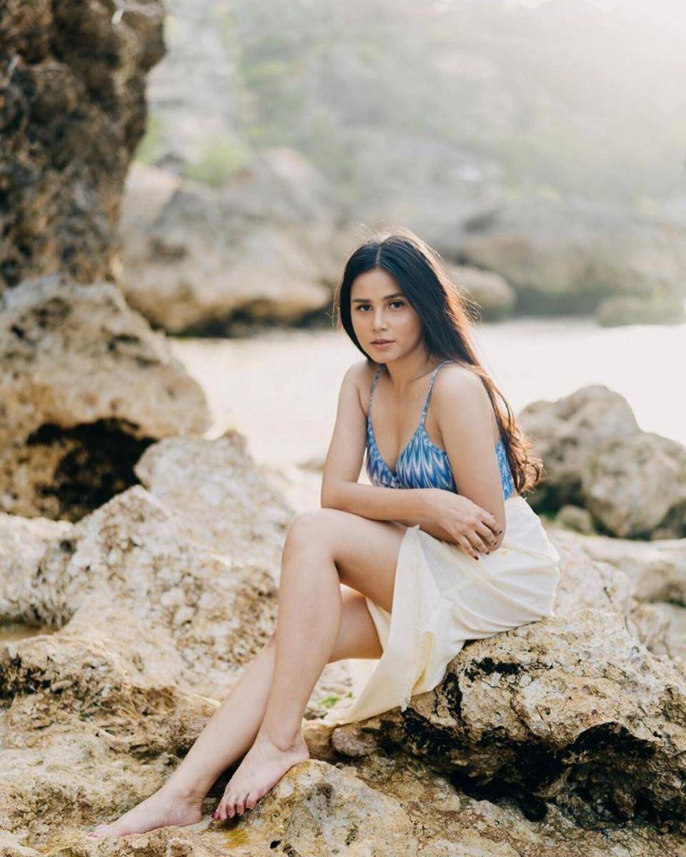 Instagram.com/yunitasiregar