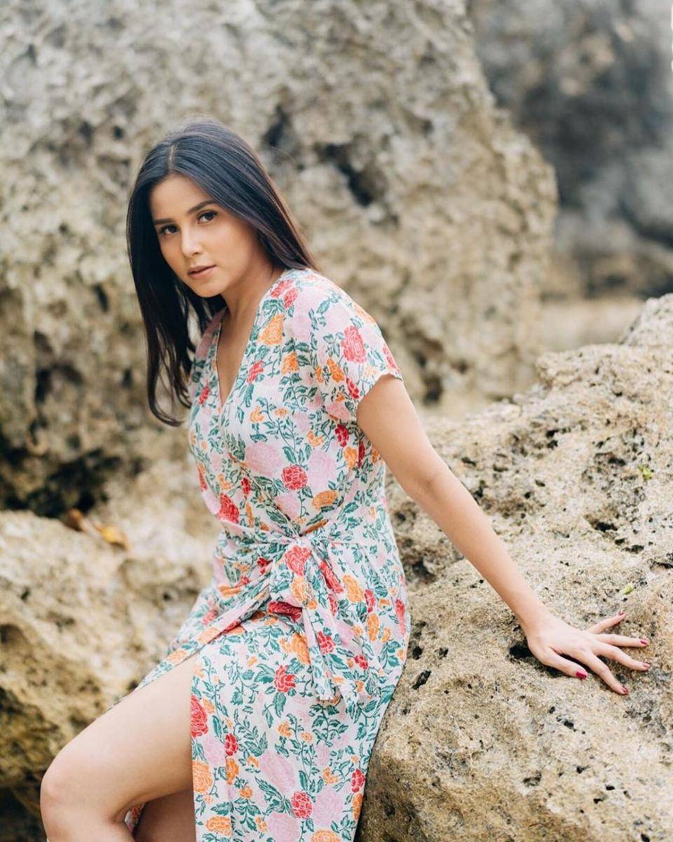 Instagram.com/yunitasiregar