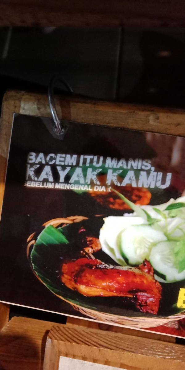 Twitter.com/daylaaja