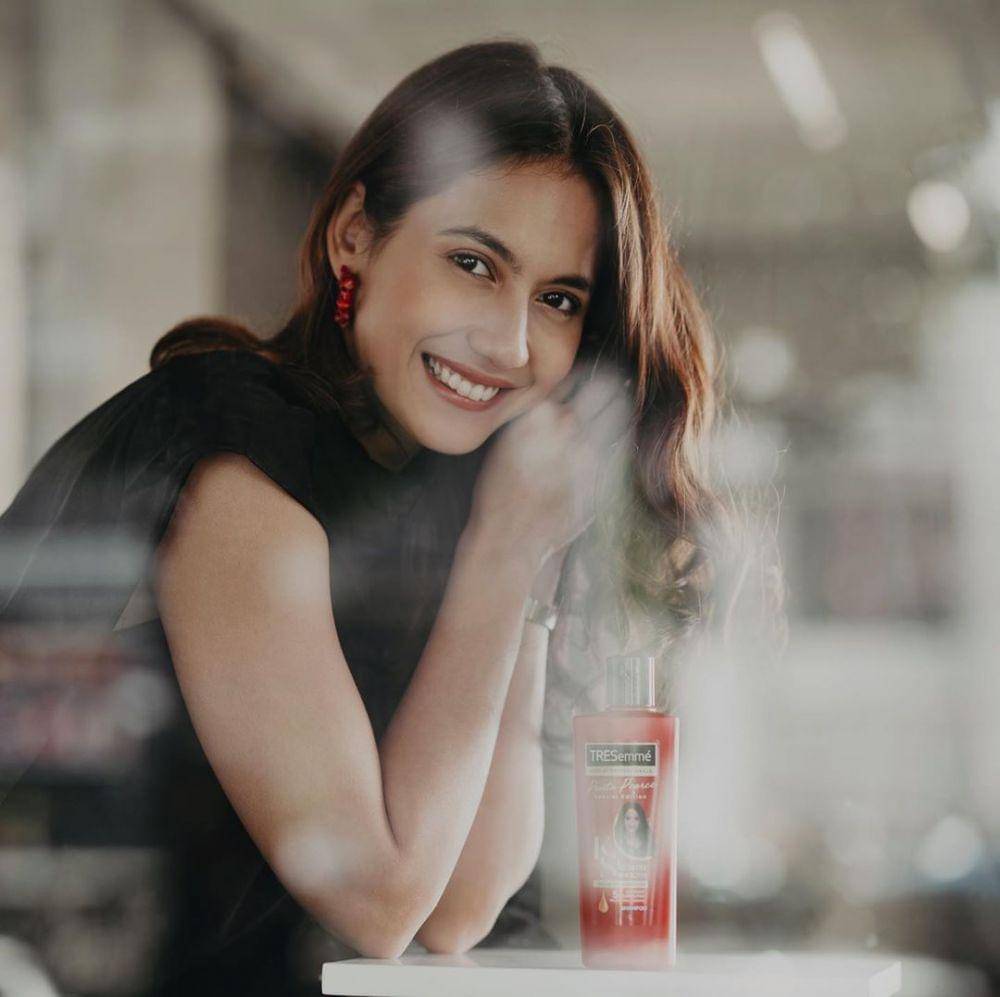 Instagram.com/pevpearce