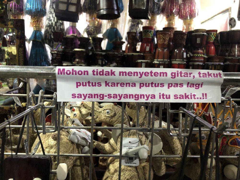 Twitter.com/reinelegendarie