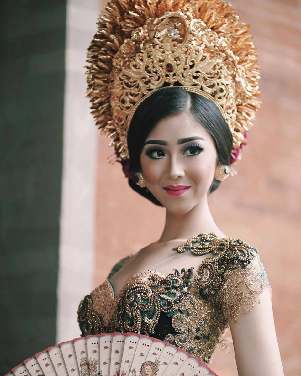 instagram.com/ayusarasw