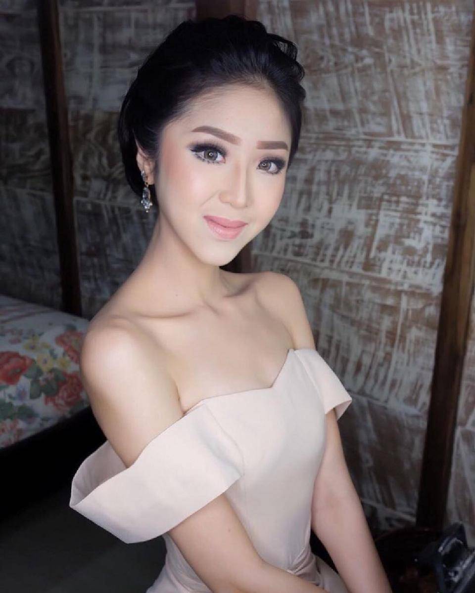 instagram.com/ayusarasw