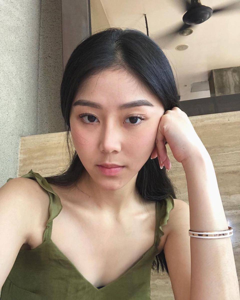 instagram.com/ayusarasw