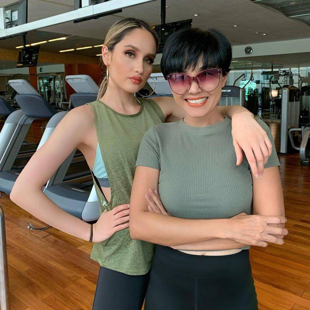 instagram.com/herdianak