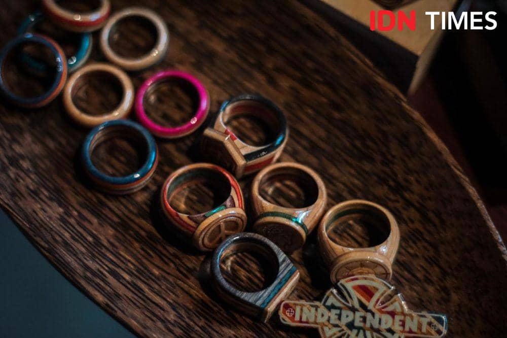 Cincin salah satu produk yang telah di buat oleh Kiel (IDN Times/Indah Permata Sari)
