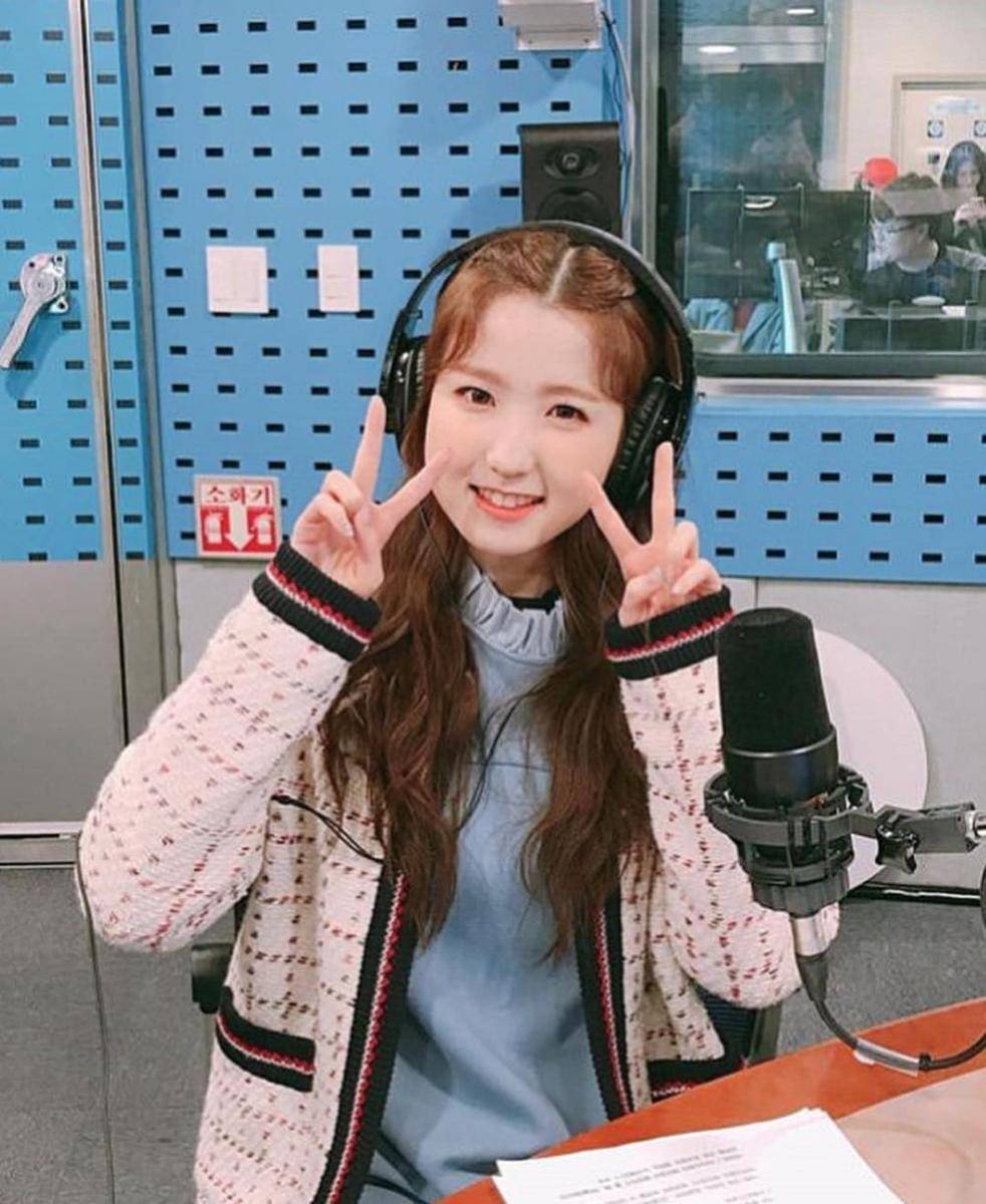 instagram.com/hondahitomi.izone