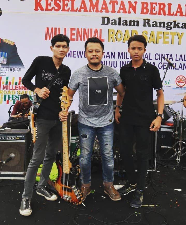 Instagram.com/restuvht