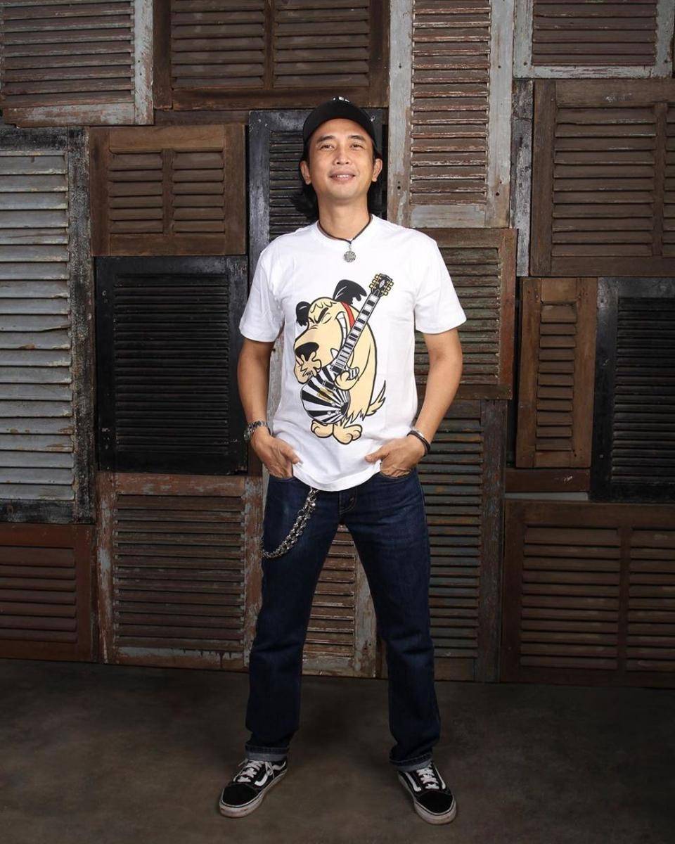 instagram.com/piyu_logy