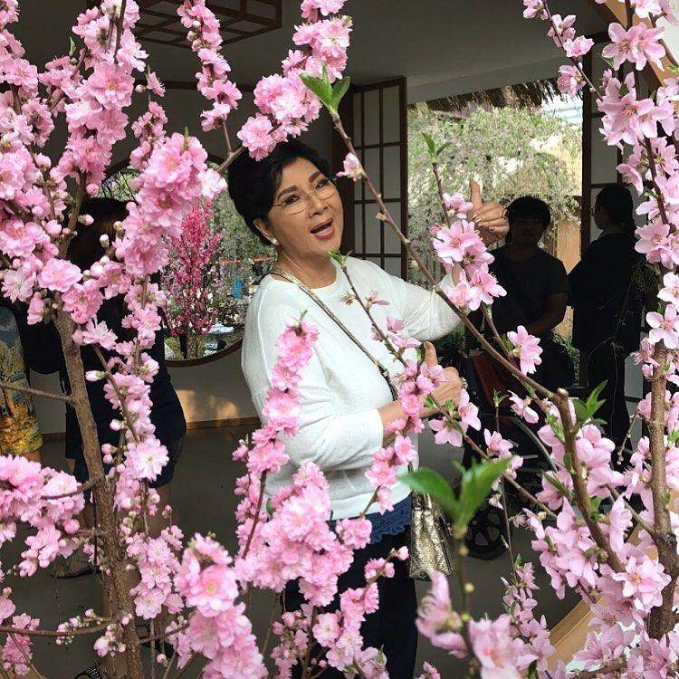 instagram.com/titiekpuspa_official