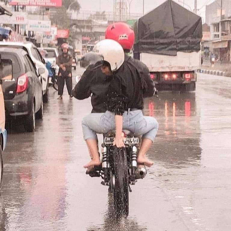 Instagram.com/awreceh.id