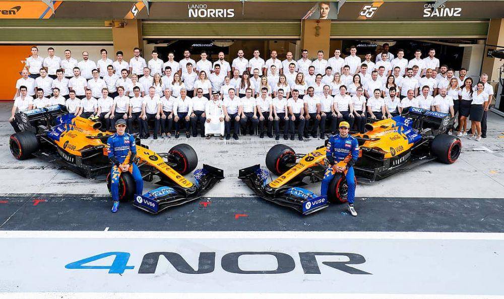 Tim balap McLaren. instagram.com/mclaren
