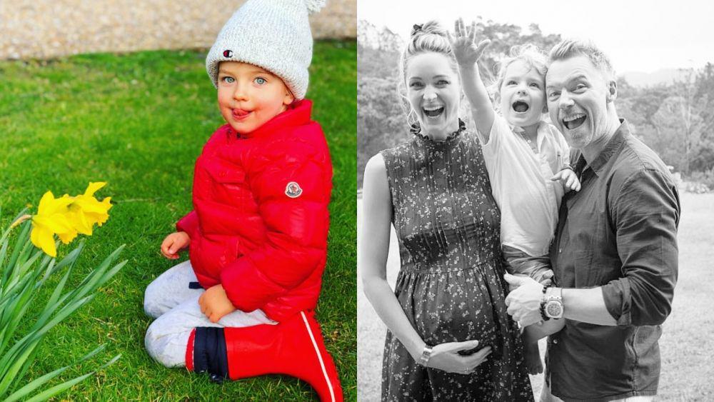 10 Potret Menggemaskan Cooper, Putra Pertama Ronan dan Storm Keating