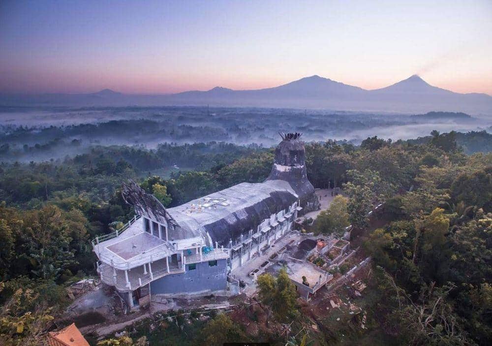 [QUIZ] Tebak Wisata Indonesia Ini Ada di Kota Mana?
