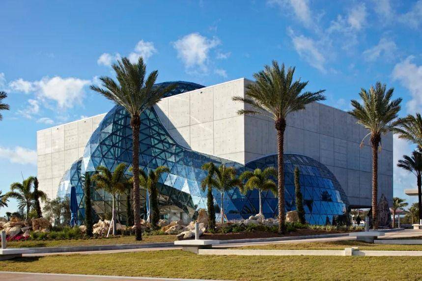The Dali Museum (sothebys.com)