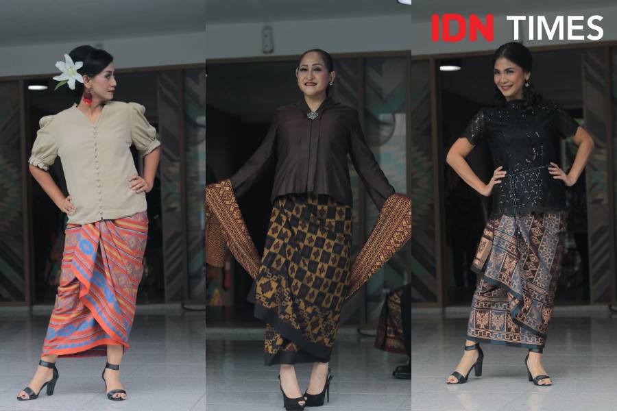 Para Model dalam Peragaan Busana di Peresmian Rumah Kain Pinawetengan, Humble House, Jakarta. 12 Maret 2020. IDN Times/Anjani Eka Lestari