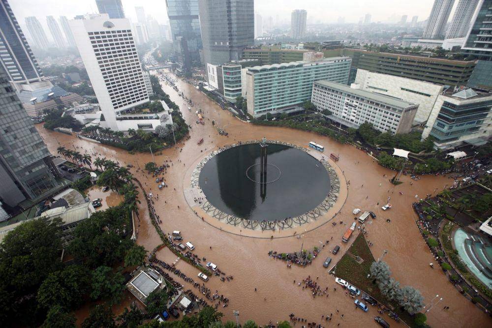 indonesiaurbanstudies.com
