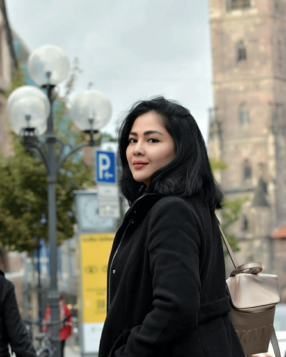 10 Pesona Vitta Mariana yang Gak Luntur di Usia 36 Tahun
