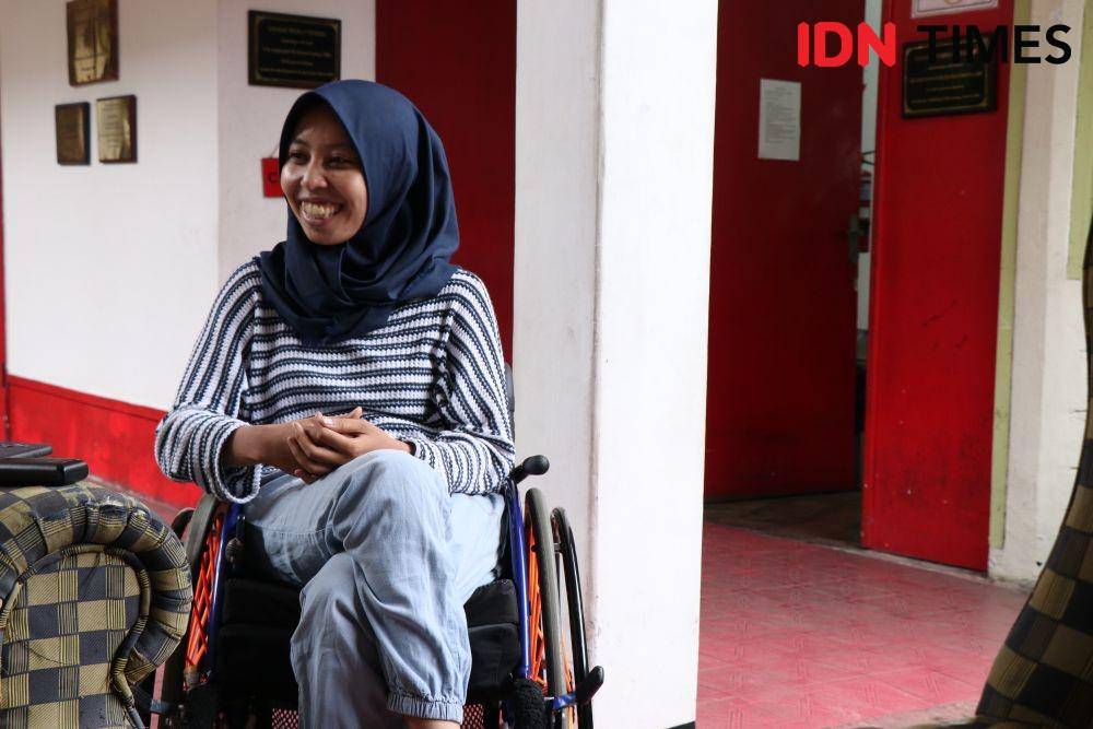 Echi Pramitasari ketika diwawancarai tentang pengalaman hidupnya untuk segmen #akuperempuan di Wisma Cheshire, Jakarta Selatan. 29 Februari. IDN Times/Anjani Eka