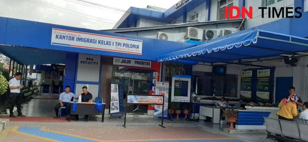 Pandemi Corona, Pemohon Paspor Imigrasi Polonia Anjlok 50 Persen