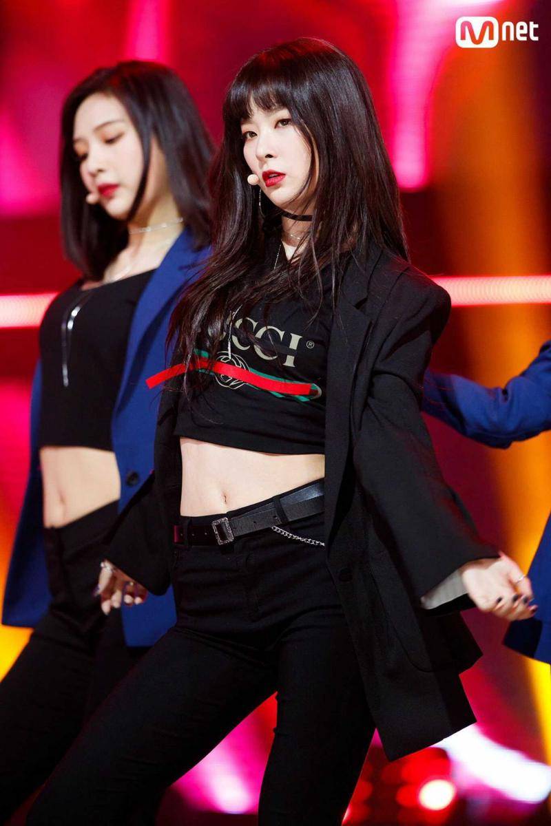 Twitter.com/kpoppingcom