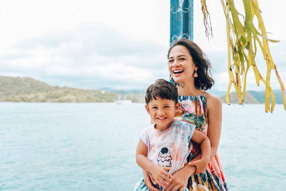 instagram.com/andienaisyah