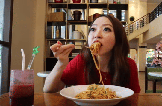 youtube.com/jennielinando