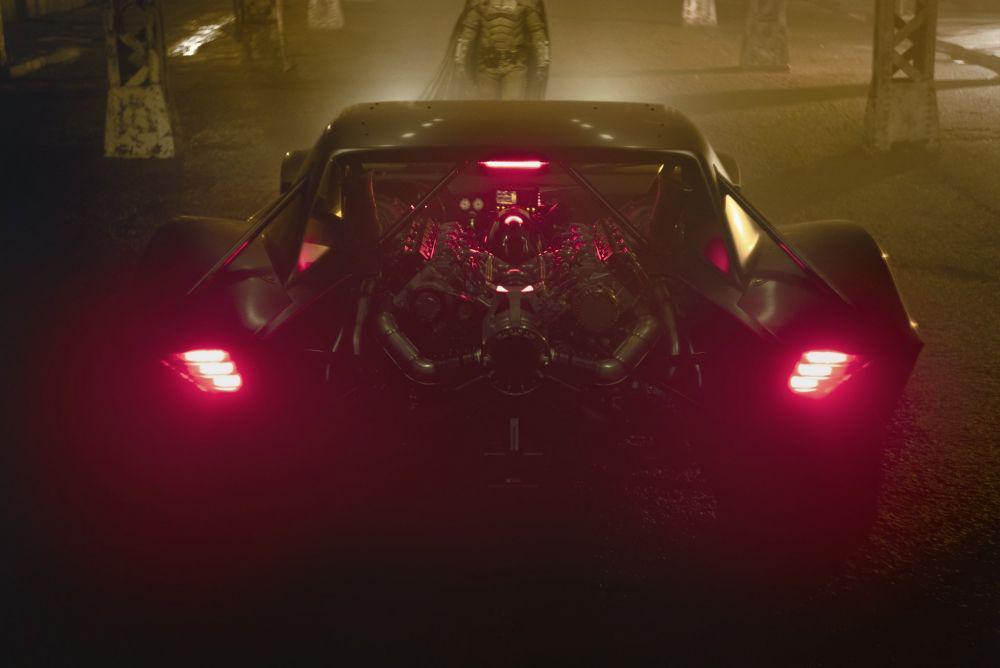 The Batman: 5 Detail dari 'First Reveal' Batmobile versi Matt Reeves