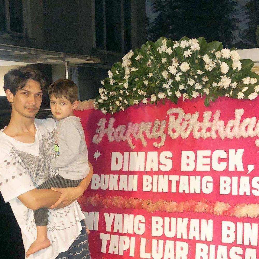Instagram.com/dimasbeck