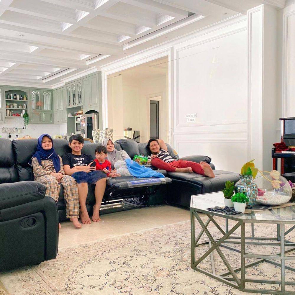 instagram.com/ariekuntung