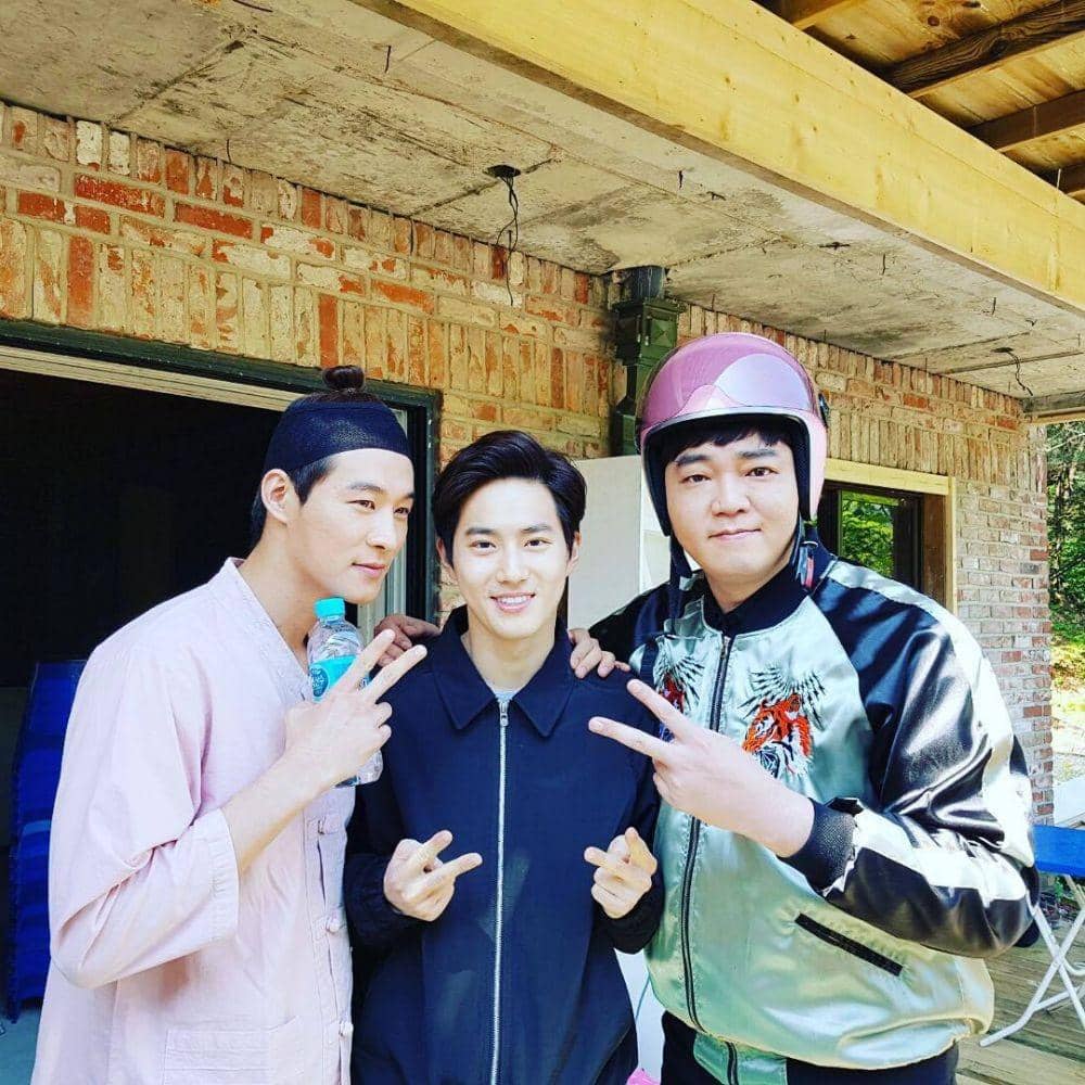 twitter.com/WeareoneEXO_tn